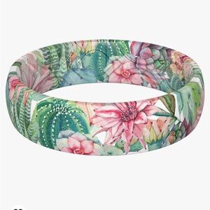 Women’s Silicone Band